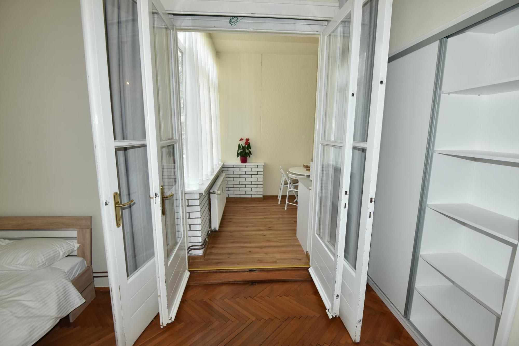 Apartment Joja リュブリャナ エクステリア 写真
